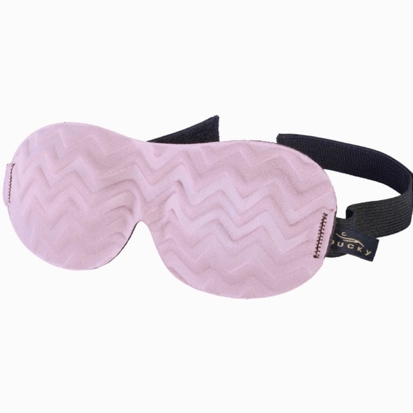 Other - NEW Pink Chevron Sleep Mask
